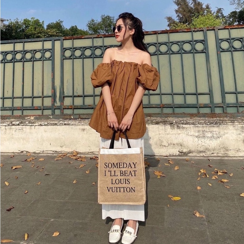 Áo trễ vai bánh bèo ❤️ Áo bẹt vai tay phồng form giấu quần tiểu thư xinh đẹp vải kate dày dặn freesize <60Kg | BigBuy360 - bigbuy360.vn