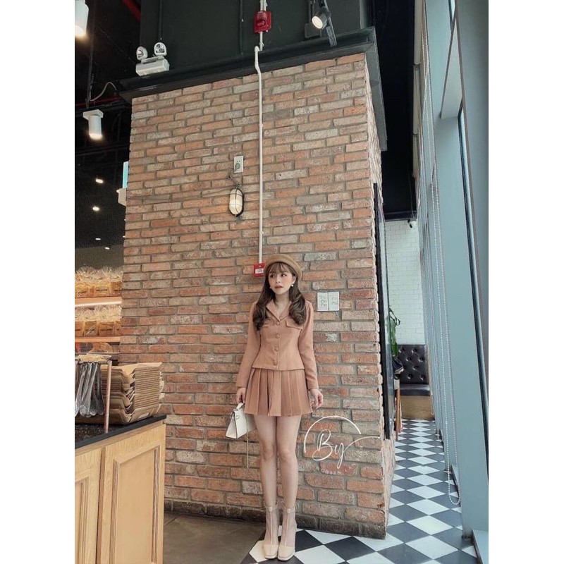 Set áo véc kèm chân váy xếp li hotgirl
