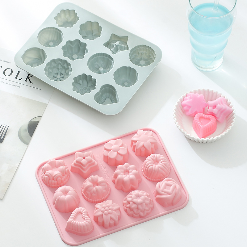 Khuôn Silicon 4D Làm Socola,Thạch,Đá,Kẹo Dẻo,Pudding Hình 12 Hoa Nổi
