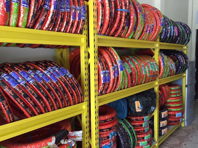 Lốp xe ga không săm 90/90-12 Maxtyre MT22 sử dụng cho xe