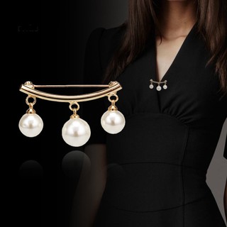 Trâm cài áo cardigan đính ngọc trai và đá thời trang