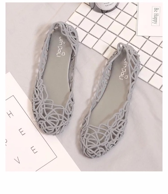 Giày nhựa thơm siêu mềm ⛈ | BigBuy360 - bigbuy360.vn