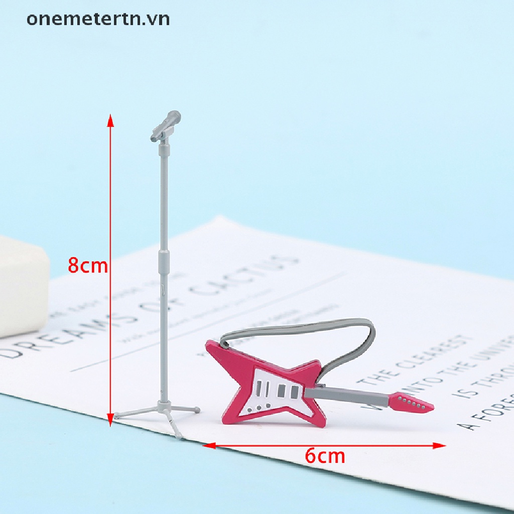 Mô Hình Đàn Ghita Kèm Micro Dùng Trang Trí Nhà Búp Bê