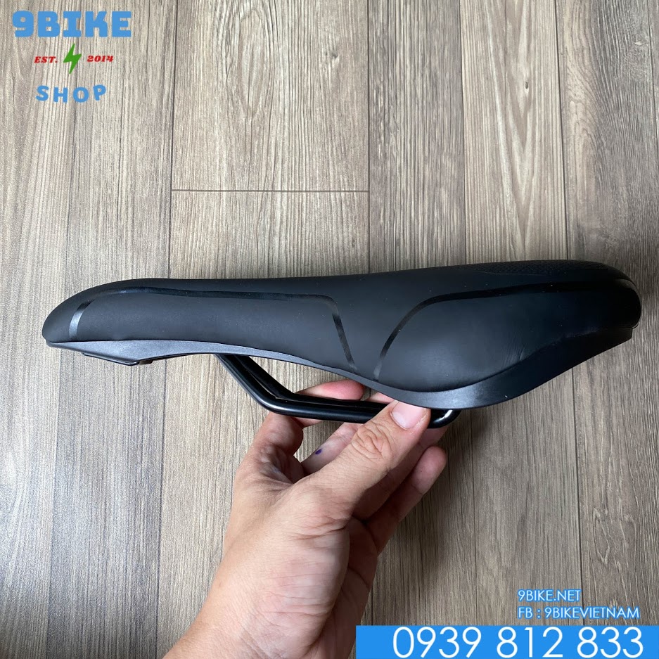 Yên xe đạp thể thao thon gọn Revival Zone