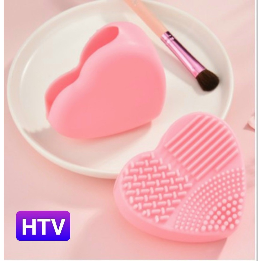 Đệm vệ sinh cọ trang điểm thiết kế hình trái tim