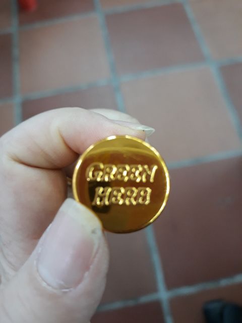 Dầu sâm Thái Lan