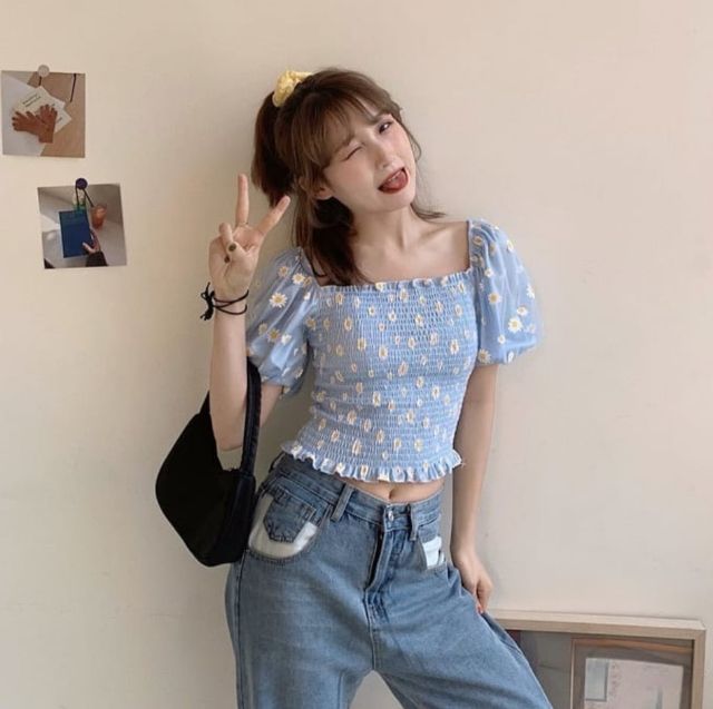 ÁO CROPTOP TRỄ VAI HỌA TIẾT HOA CÚC HỌA MI SIÊU XINH BO CHUN