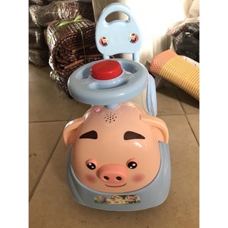 Xe lắc cho bé