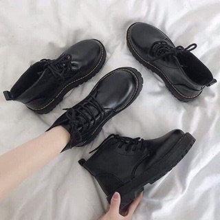 Boots đen basic