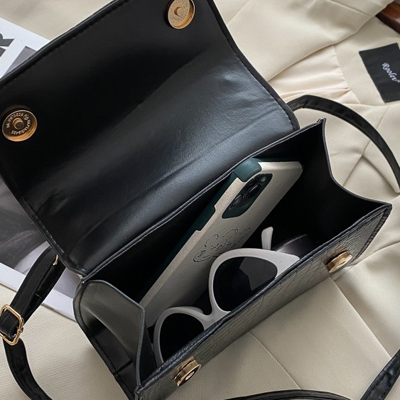 Túi Xách Giả Da Cá Sấu Sành Điệu Dành Cho Nữ