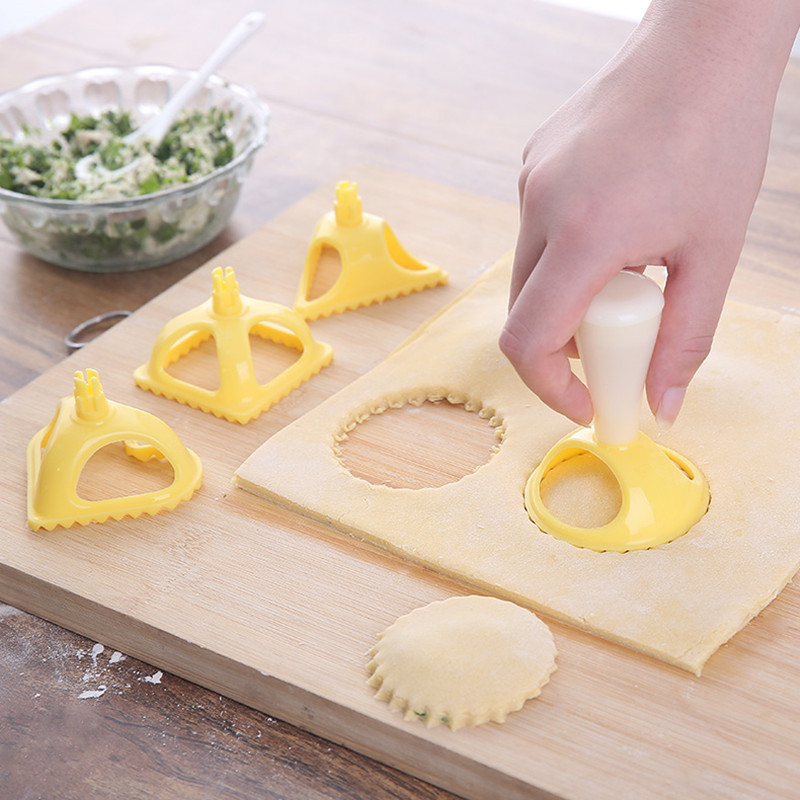 Set 4 Khuôn Nhựa Làm Bánh 4 Ngăn Tiện Lợi