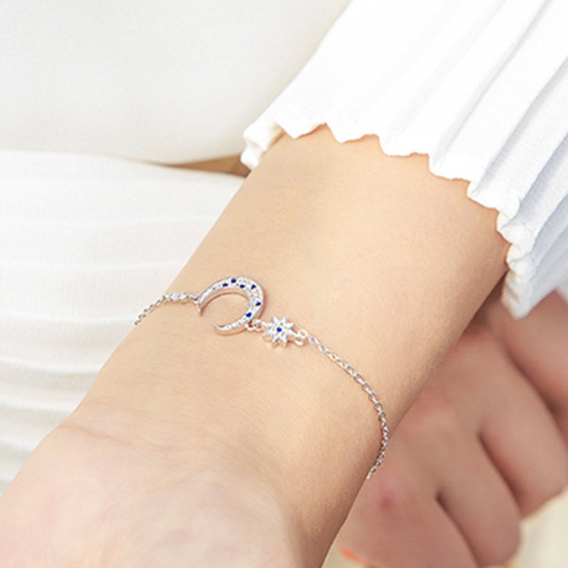 Lắc Tay Bạc Nữ Vầng Trăng Khuyết Bạc S925 Đính Đá Xanh L2560 - Bảo Ngọc Jewelry