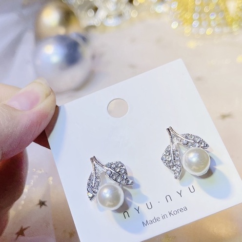 Đôi bông tai sao đá sát tai đuôi hạt châu nhẹ nhàng nữ tính ❤️