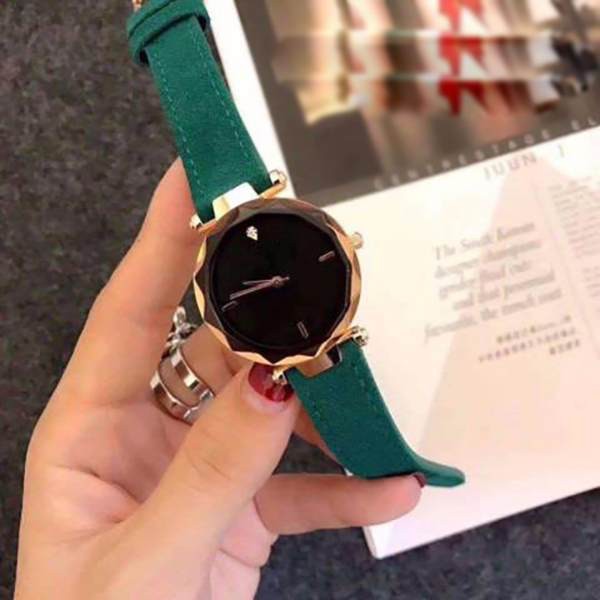 [QUÁ ĐẸP] ĐỒNG HỒ NỮ DÂY DA MẶT ĐÁ VÁT CẠNH DÂY DA LỘN HN863 CỰC ĐẸP | BigBuy360 - bigbuy360.vn