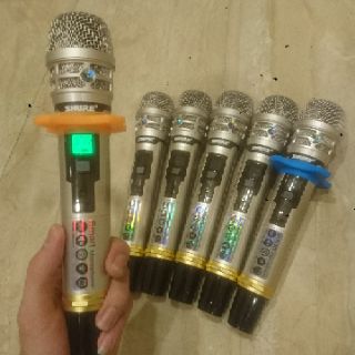 Tay mic không dây - SHURE UR29D PLUS - 1 chiếc.