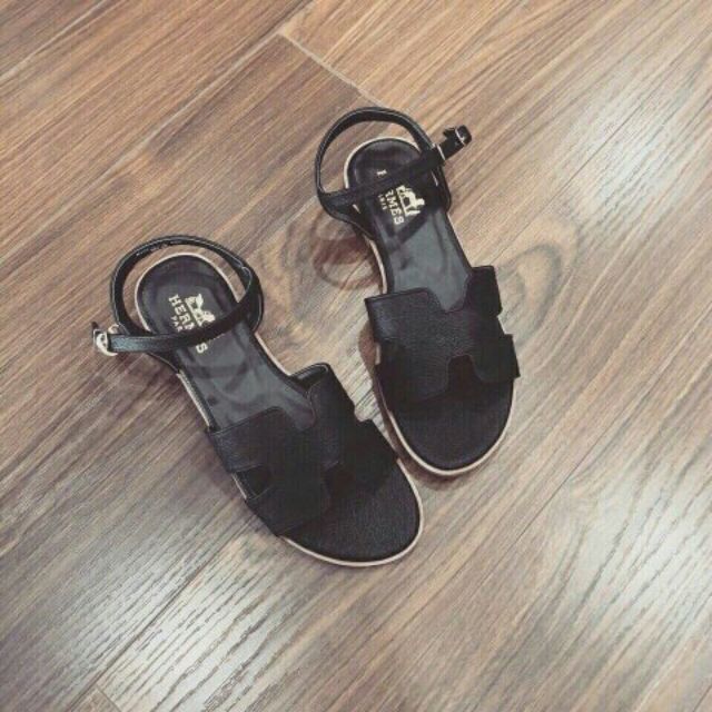 Sandal HM