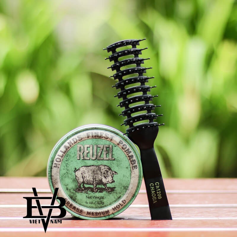 [CHÍNH HÃNG - BYVILAIN SHOP TPHCM] Pomade gốc dầu Pomade Reuzel Green 113g 4.oz  + Tặng lược tạo kiểu Chaoba cao cấp