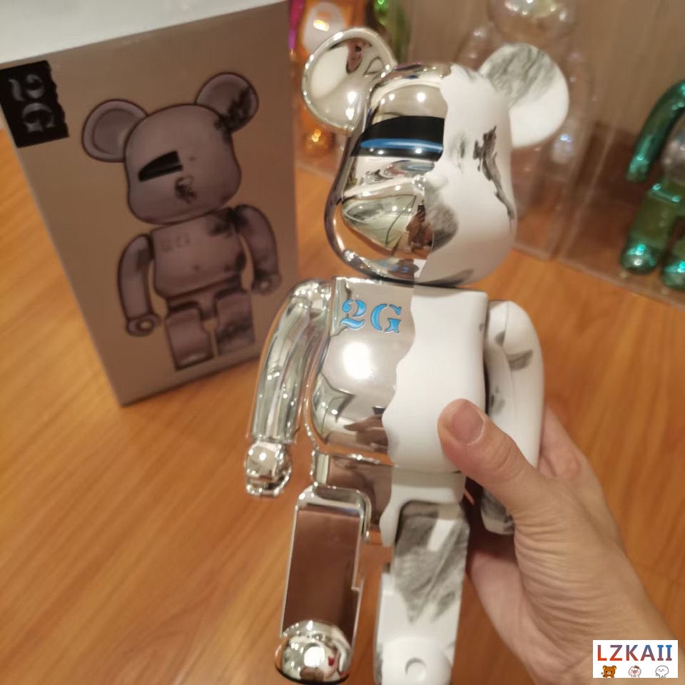 Bearbrick × HajimeSorayama 2G Khớp Bánh Răng Mạ Điện Cao 400% 28 cm Đồ Chơi / Đồ Chơi / Bộ Sưu Tập / Quà Tặng Chất Lượng Cao
