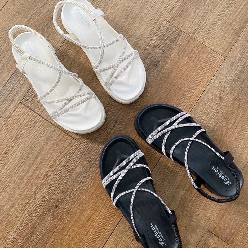 Sandal Dây Quai Đá Chéo