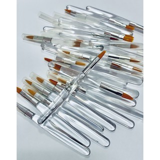 Cọ môi mini pha lê trong suốt