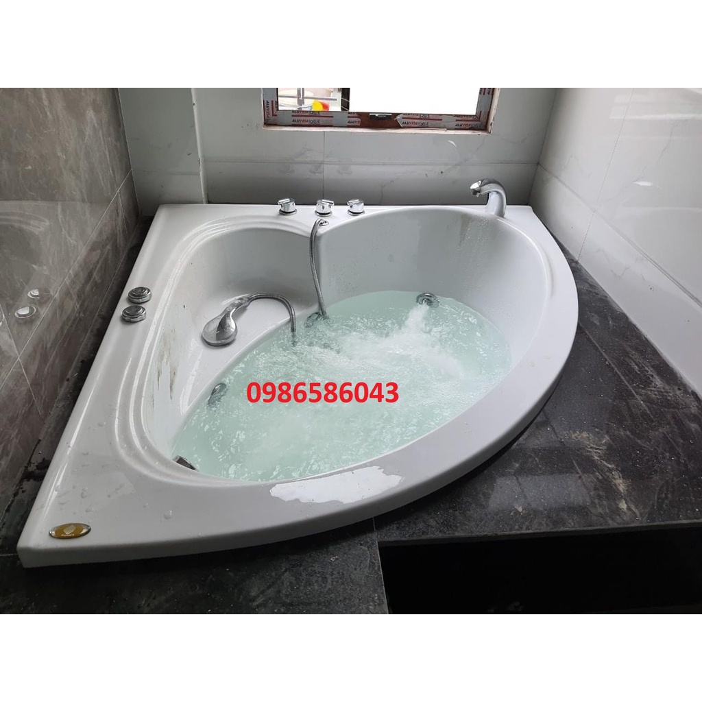 BỒN TẮM GÓC MASSAGE DÀI 1300X1300 HÀNG RẤT DÀY BAO ĐẸP CHẮC CHẮN - BẢO HÀNH 3 NĂM