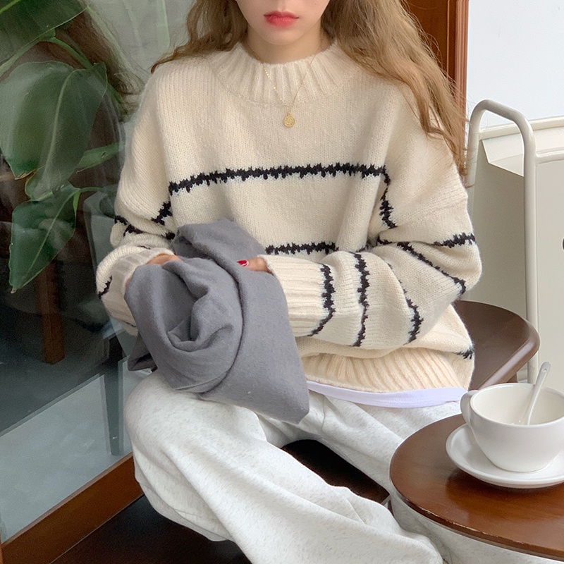 Áo len nữ dài tay cổ cao sọc ngang thời trang | BigBuy360 - bigbuy360.vn
