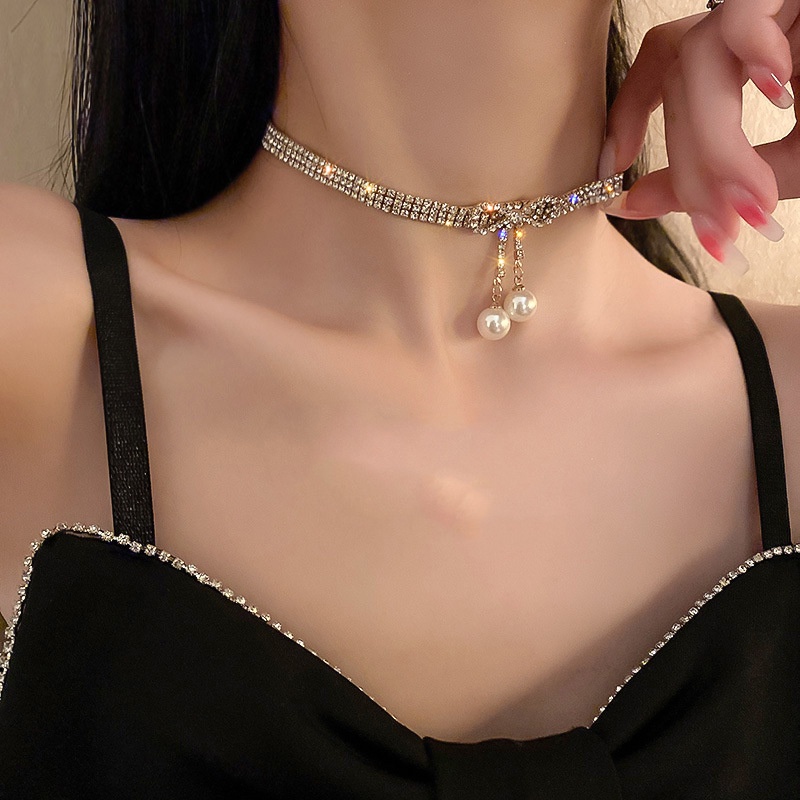 Vòng Cổ choker Thời Trang Hàn Quốc Cao Cấp Đính Kim Cương Giả &amp; Ngọc Trai Hình