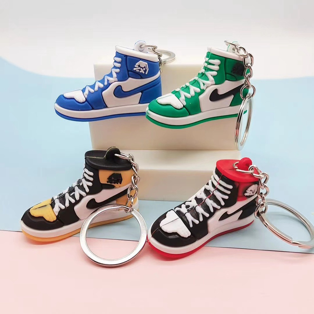 Móc khóa cute giày Sneaker chất liệu Silicon cao cấp nhiều mẫu hot dùng làm móc treo chìa khóa hoặc balo