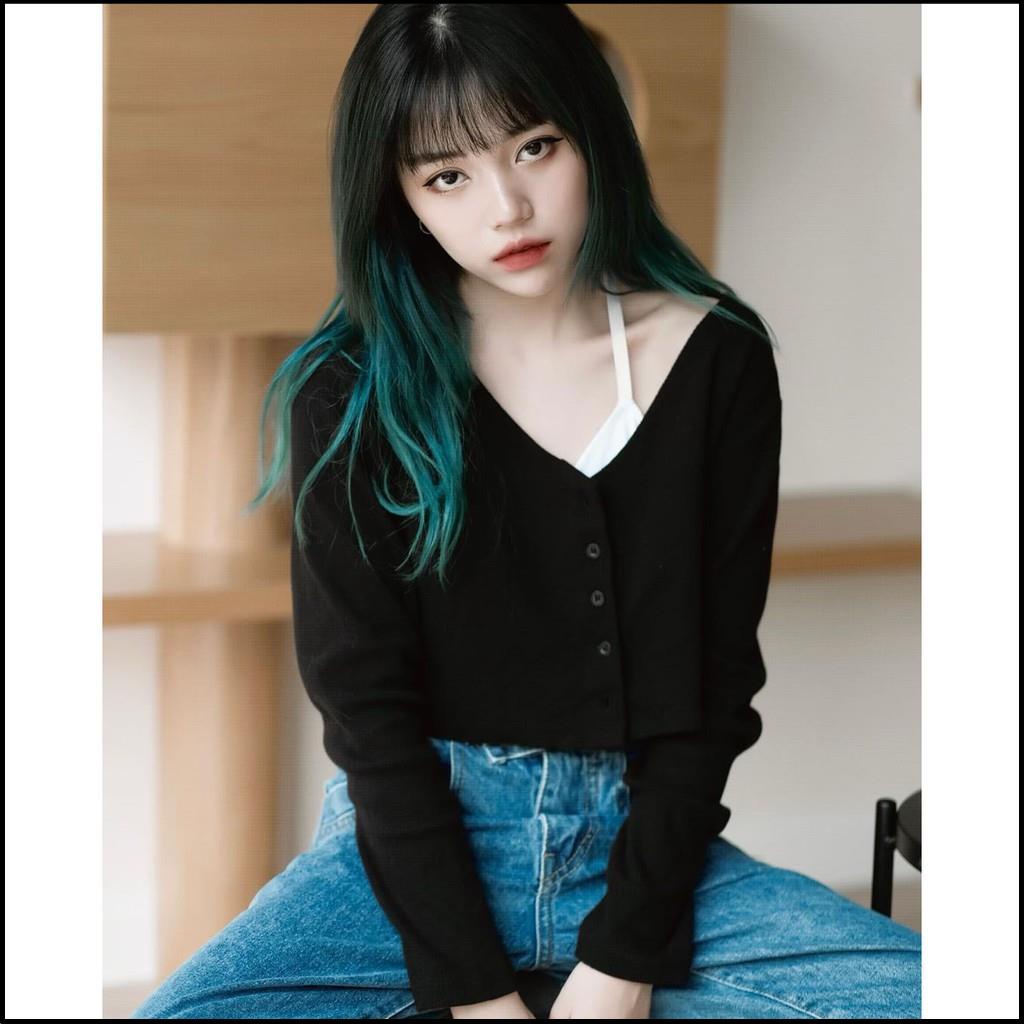 Áo Croptop Dài Tay Nữ GenY Chất Borip Lụa Mềm Mịn Form Rộng Siêu Xinh
