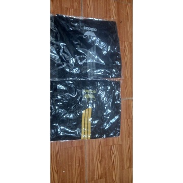 Quần đùi gió  nam 3 xọc