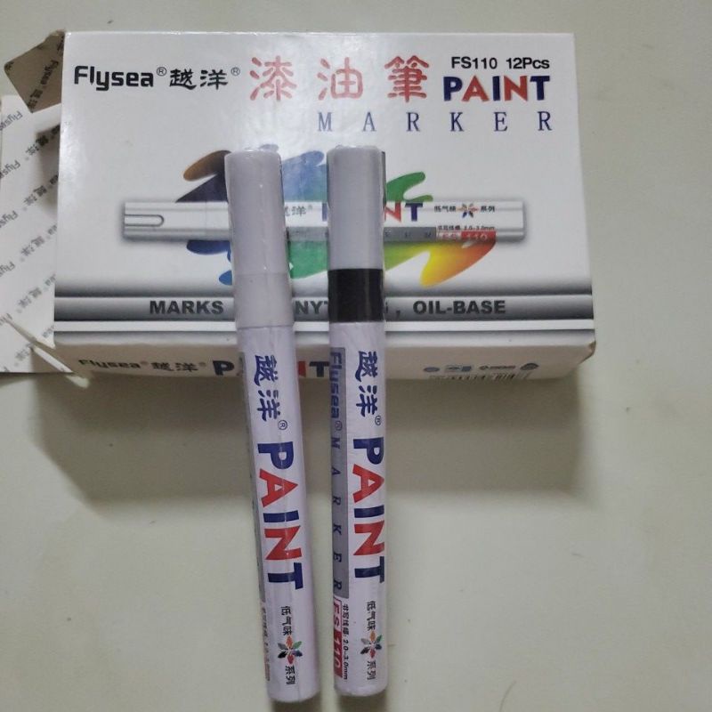 Bút sơn ghi thẻ tên cây cảnh không trôi