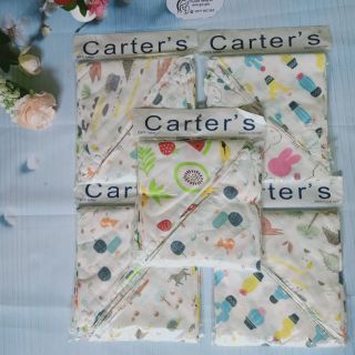 Khăn yếm vải xô cúc bấm carter's