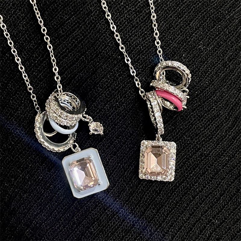 Vòng cổ Mặt Hình Khối Lập Phương Đính Đá zircon Cao Cấp Thời Trang