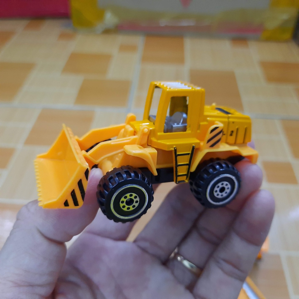 Bộ xe công trình die cast mini gồm 6 xe tỉ lệ 1:64 đồ chơi trẻ em