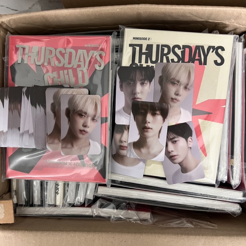 HÌNH ẢNH TXT ALBUM THURSDAY CHILD KÈM QUÀ SYNN