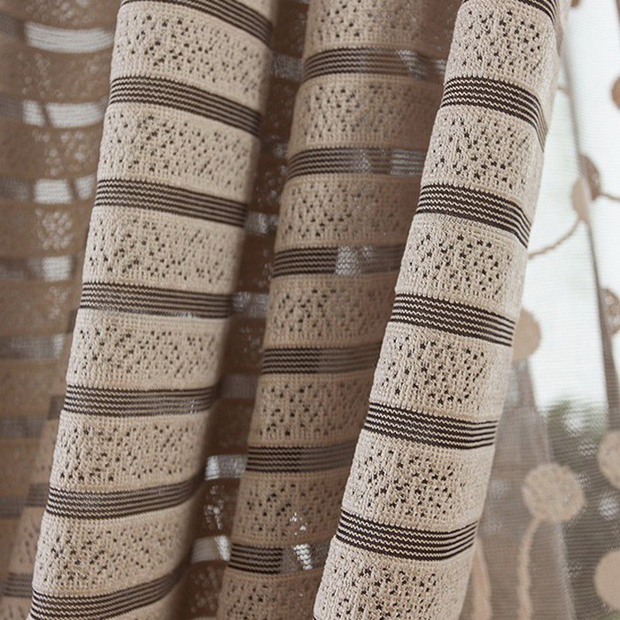 Rèm cửa vải tuyn họa tiết lá cây sang trọng