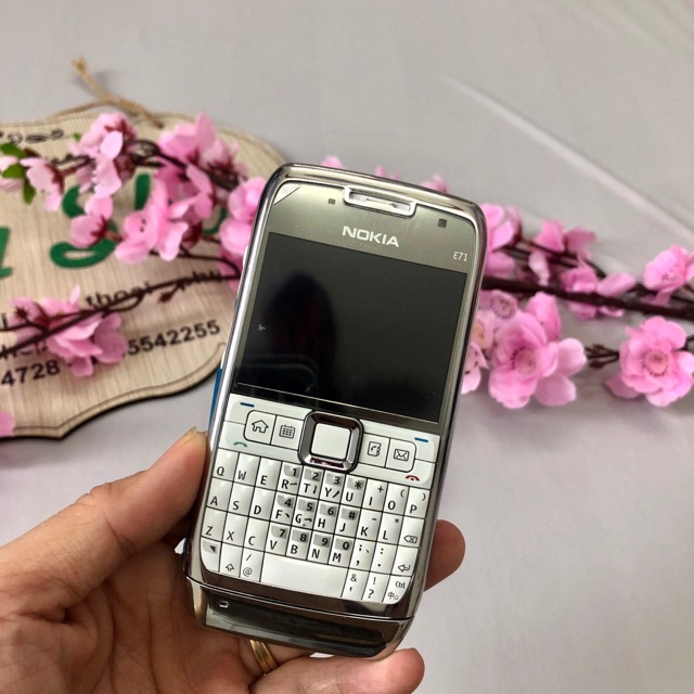 Điện Thoại Nokia E71 main zin chính hãng có pin và sạc Bảo hành 12 tháng