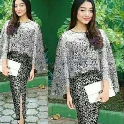 Set 4 Món Áo Choàng Vania Vania Lấp Lánh Ren + Chân Váy Prada Cotton Satin +!!? | BigBuy360 - bigbuy360.vn