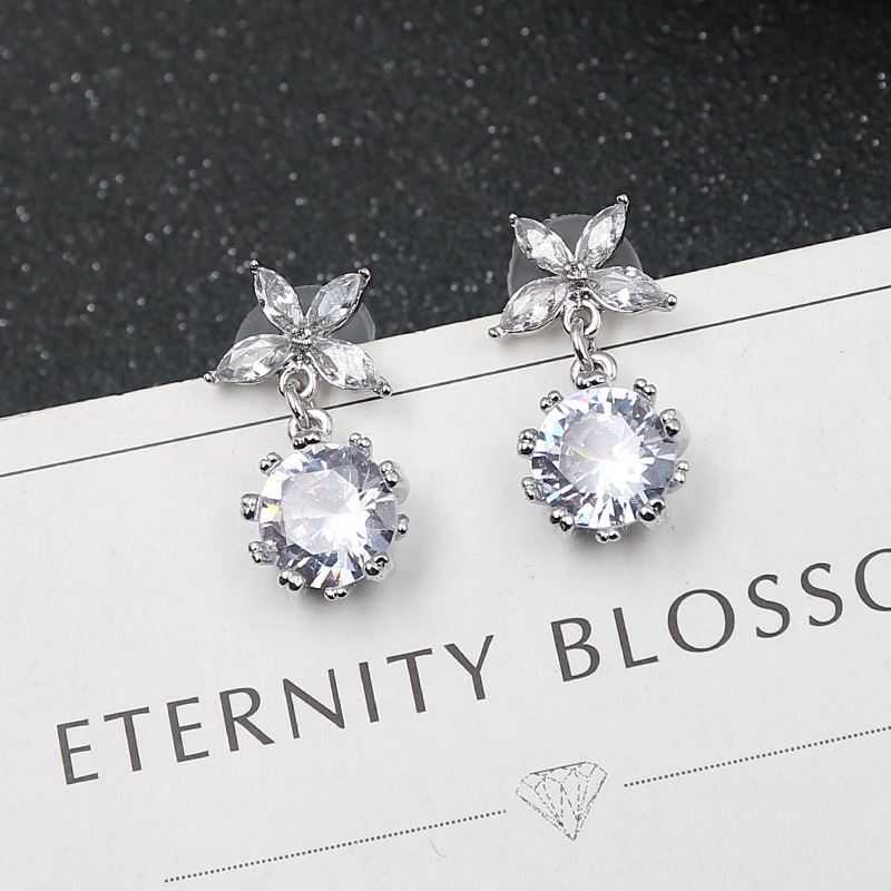 Đôi khuyên tai mạ bạc 925 đính đá thời trang sành điệu cho nữ