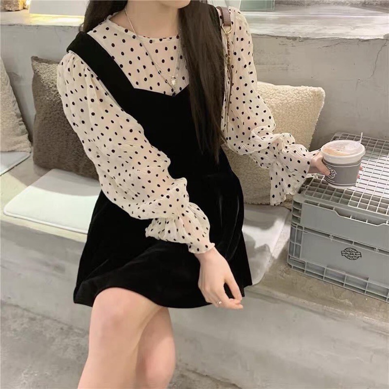 Set yếm nhung + Áo bi tay bồng