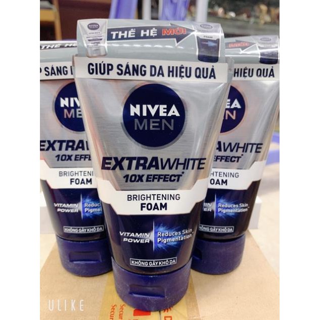 Sữa rửa mặt sáng da kiểm soát nhờn Nivea Men Extra White Oil Control Mud Foam 100g xanh