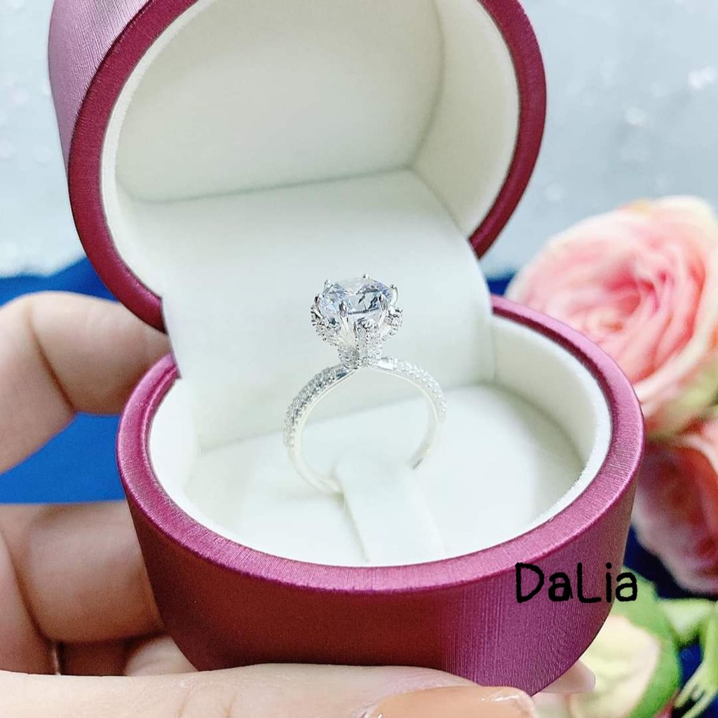 Nhẫn bạc nữ DaLiA Jewelry ổ đá cao nạm đá chủ lớn sang trọng đẳng cấp đẳng cấp quý cô