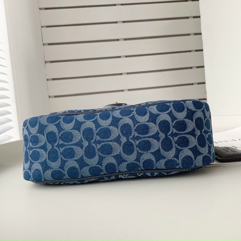 Túi Coach pillow denim