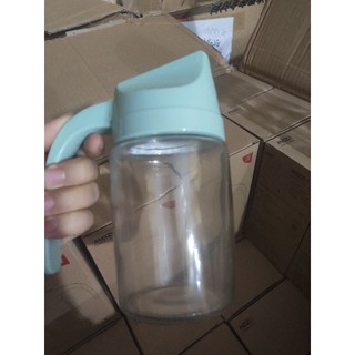 Chai đựng dầu ăn thủy tinh lọ đựng nước mắm xì dầu 630ml tự động mở nắp khi rót nắp màu Xanh