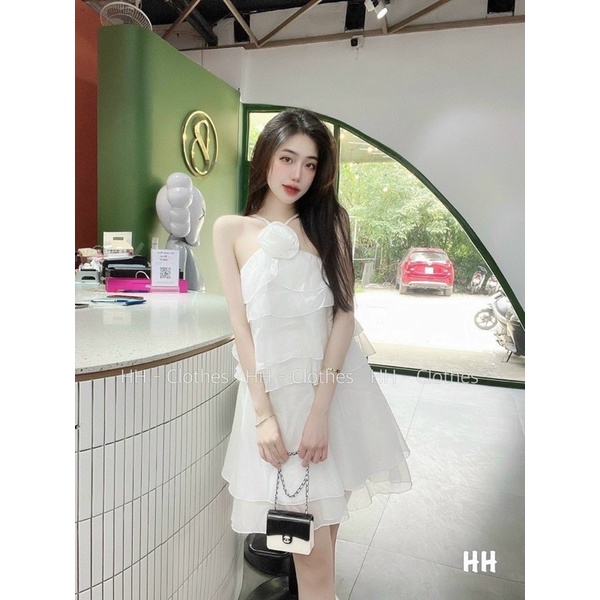 ĐẦM YẾM TẦNG VOAN TƠ ĐÍNH HOA DÁNG SUÔNG