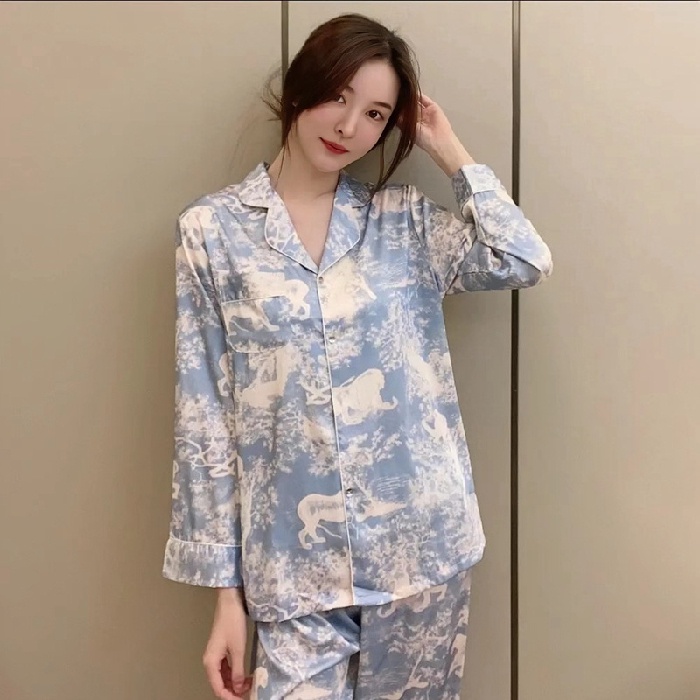 Bộ Đồ Ngủ Tay Dài Vải Lụa Satin Phong Cách Hàn Quốc Thời Trang Cho Nữ