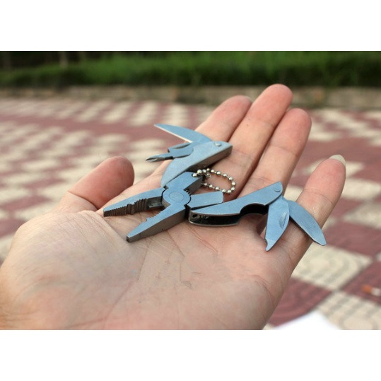 Kìm mini đa năng có thể gấp gọn tiện lợi