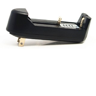 Sạc pin 18650 loại 1 cell và 2 cell