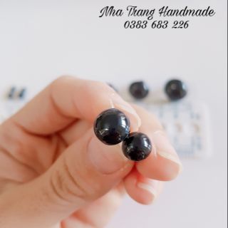Mắt thú chốt đen tuyền