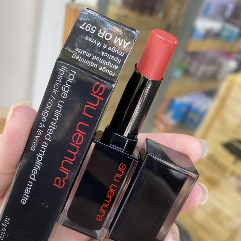 Son Shu Uemura OR597 vỏ đen